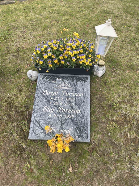 Grave number: 20 R   130