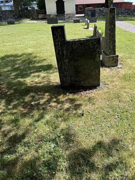 Grave number: 2 G  783-784