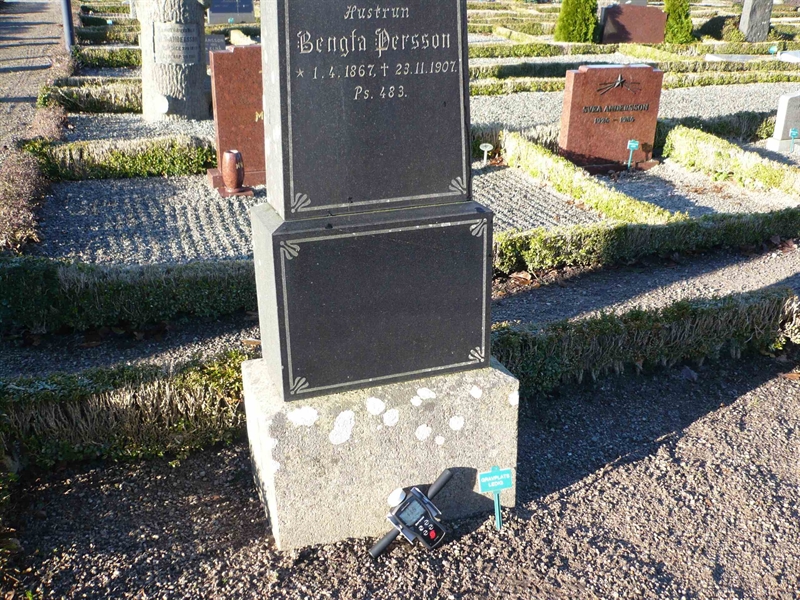 Grave number: ÖT GVK1H    14, 15, 16, 17, 18, 19