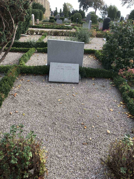 Grave number: UK 5 79 C-D