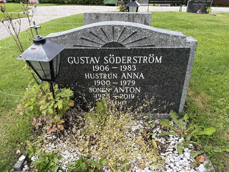 Gravnummer: SÄ NYA   376-377