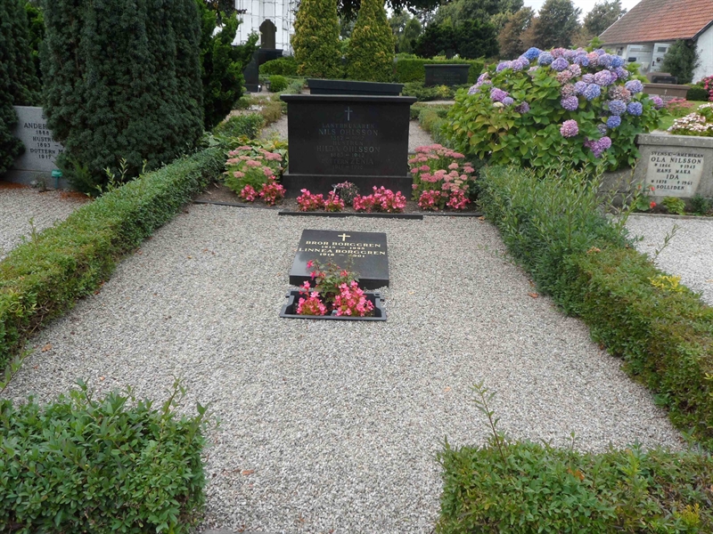 Grave number: SK H    53, 54, 55, 56