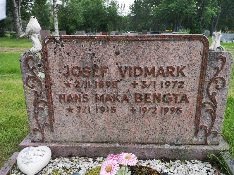 Gravnummer: NK 08    12