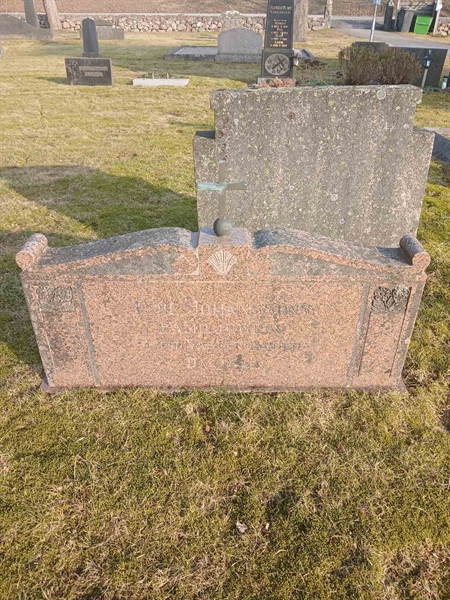 Gravnummer: 2 8   37, 38, 39, 40