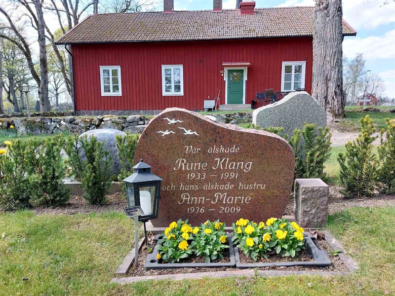 Grave number: HÖ 6   30, 31
