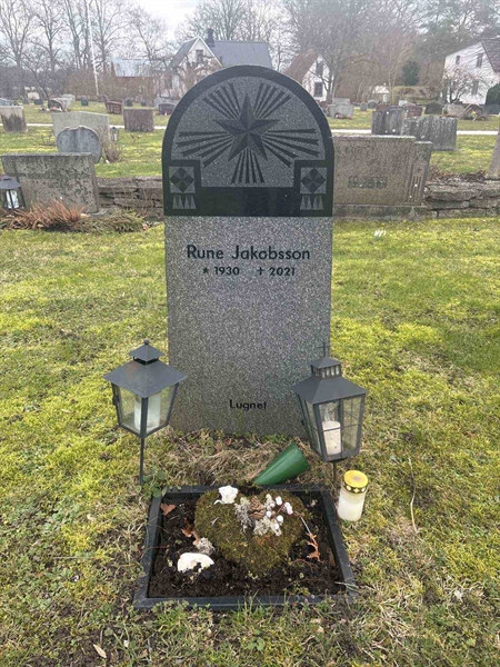 Grave number: E C 141