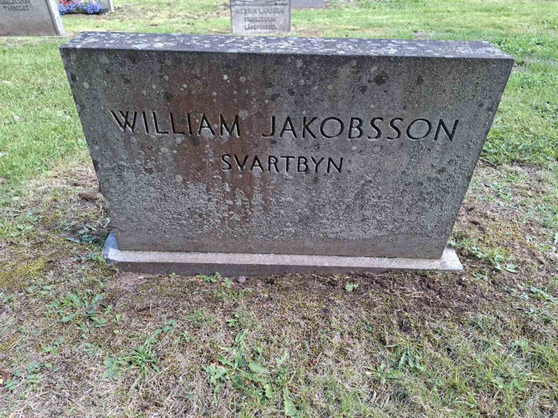 Grave number: 001 2   807