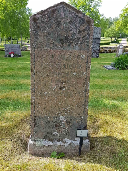 Grave number: kö 01 01    46-47