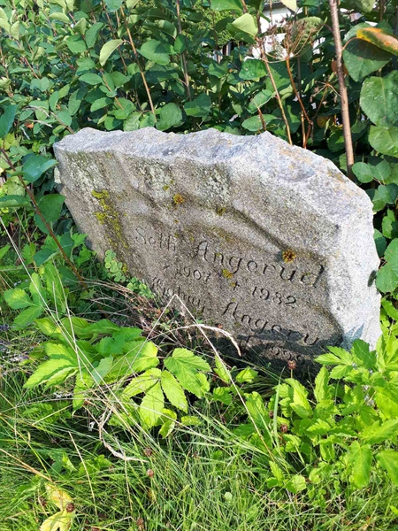 Hautatunnus: NK F C    21-22