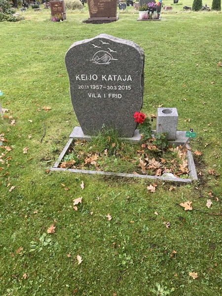 Grave number: 1 3 L1    33