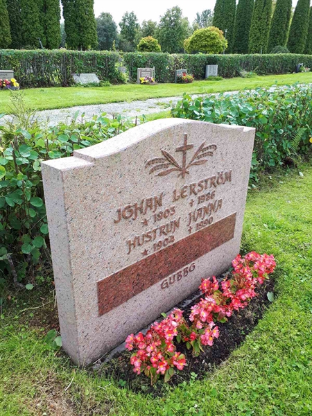 Hautatunnus: NK F C   151-152