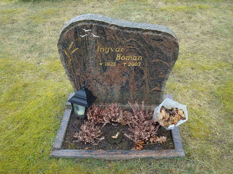 Grave number: BR D   109, 110