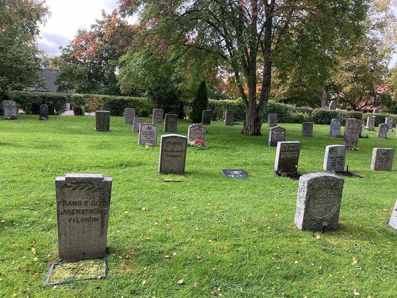 Grave number: 1 1  2230