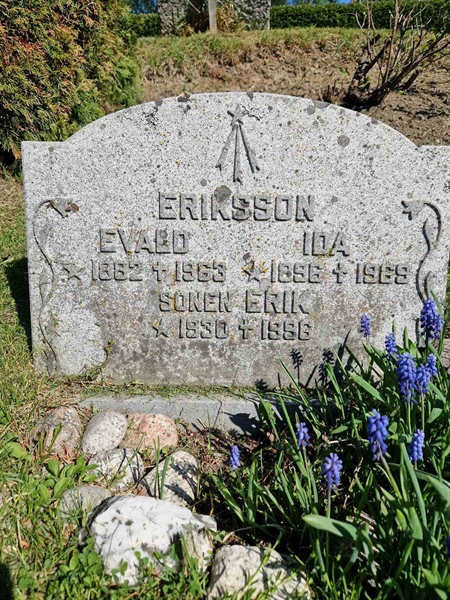 Grave number: 501 26 5257-5258