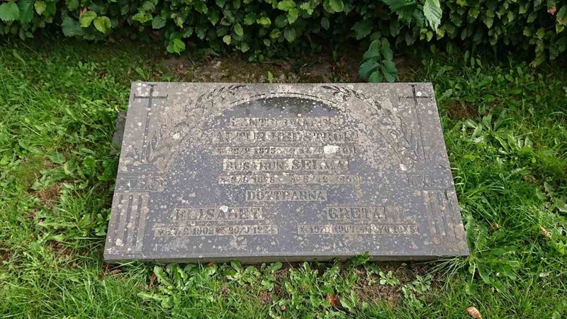 Grave number: AK 01   116