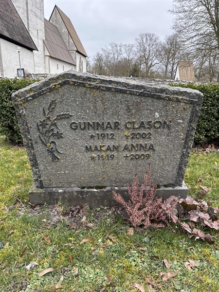 Grave number: G A 123, 124