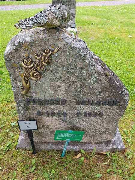 Grave number: Jä 05    61