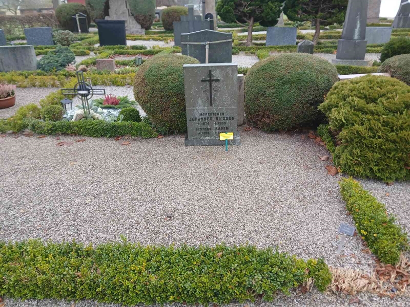 Hautatunnus: FE A   118, 119