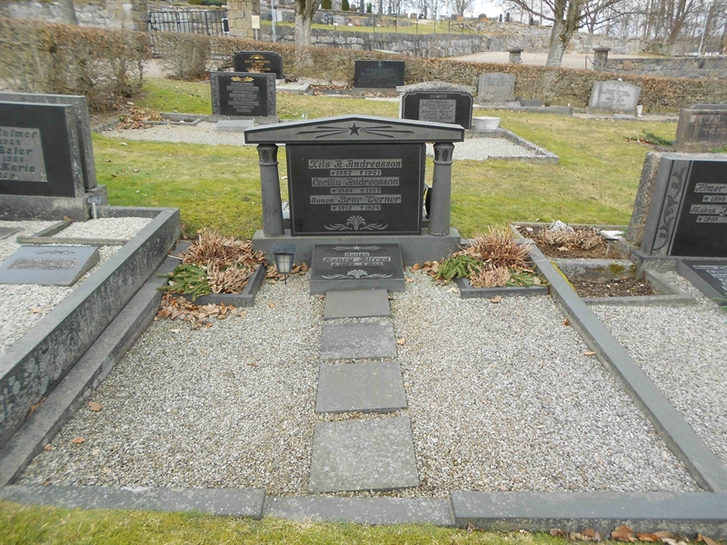 Grave number: NÅ M6    68, 69