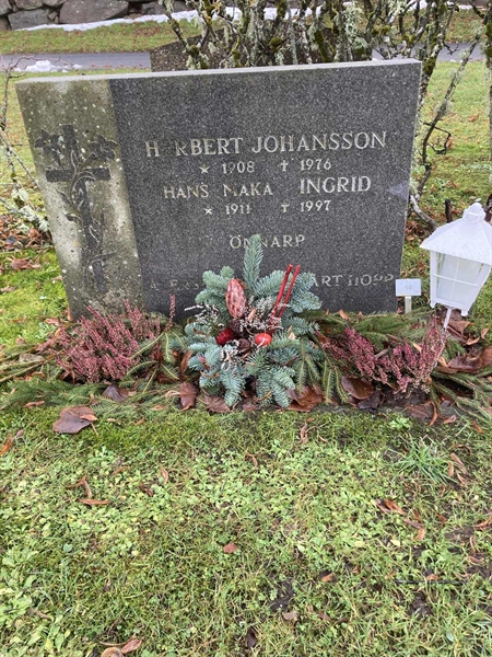 Grave number: S NK 02    19, 20