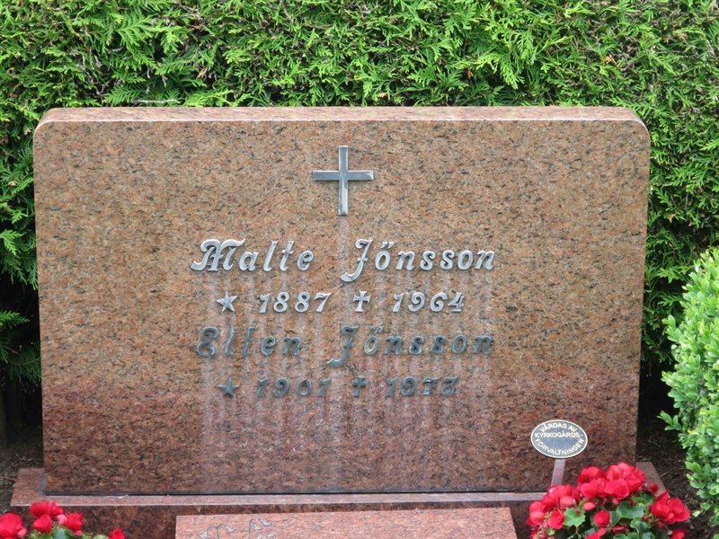Grave number: HÖB 61    23