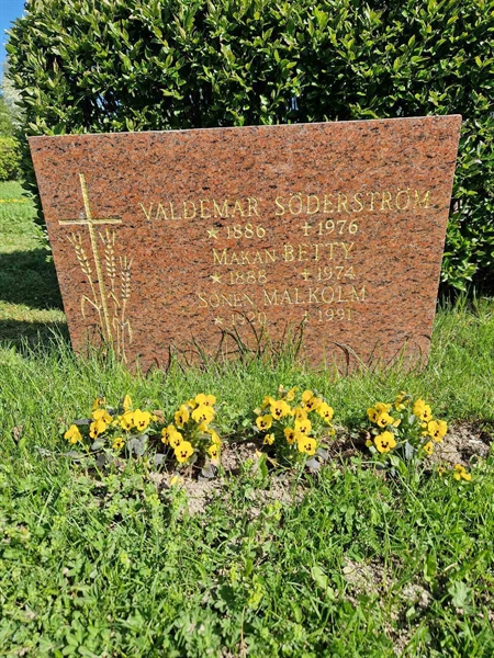 Grave number: 501 25 5088-5090