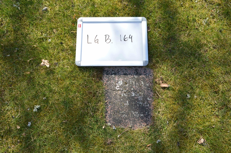 Grave number: LG B   164