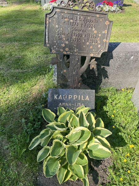 Grave number: N 5 3 391