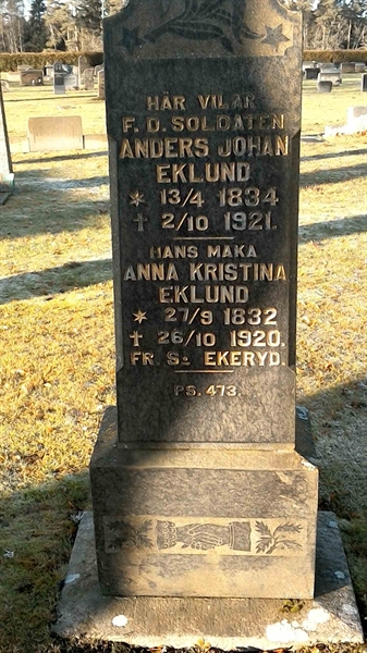 Grave number: 2 G   104