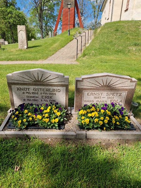 Grave number: 03 A  389