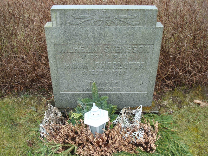 Grave number: BR C   103, 104