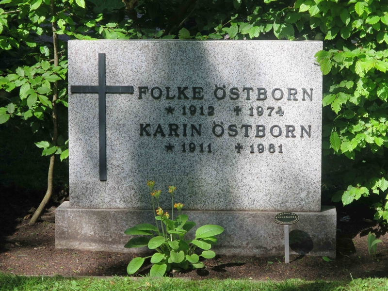 Grave number: HÖB 28    12