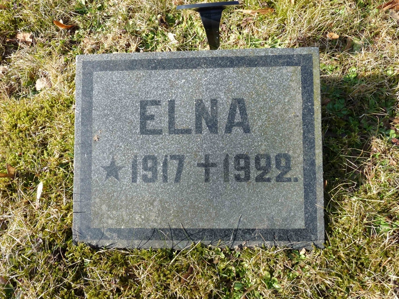 Grave number: SV 4   11