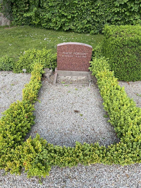 Grave number: AN F   035