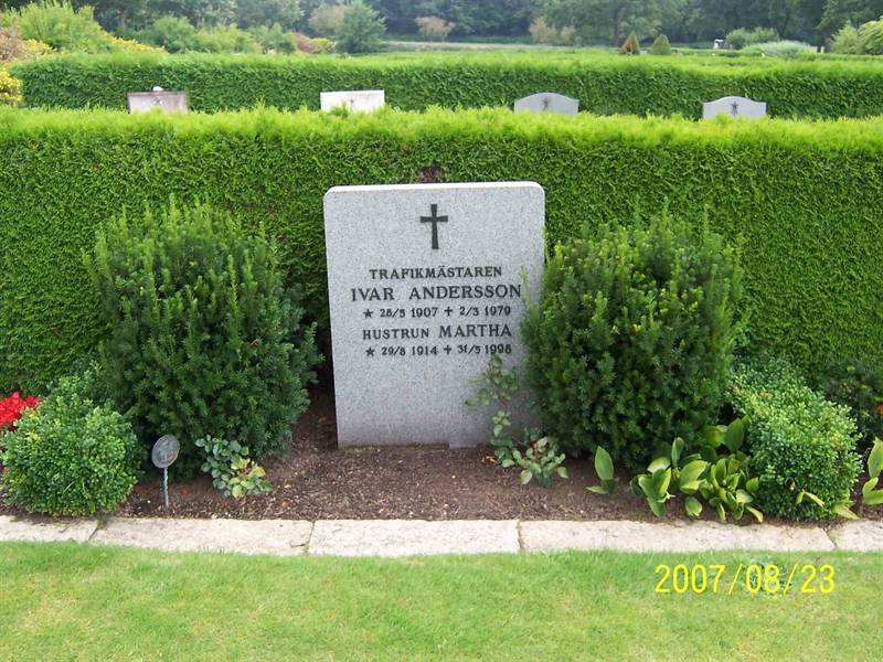 Grave number: 1 3 5C    44, 45