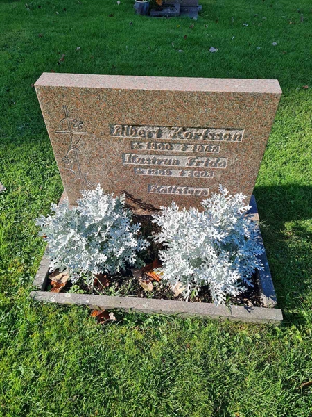 Grave number: KG 09   613, 614