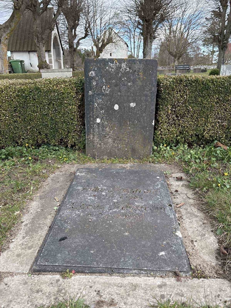 Gravnummer: FA    54