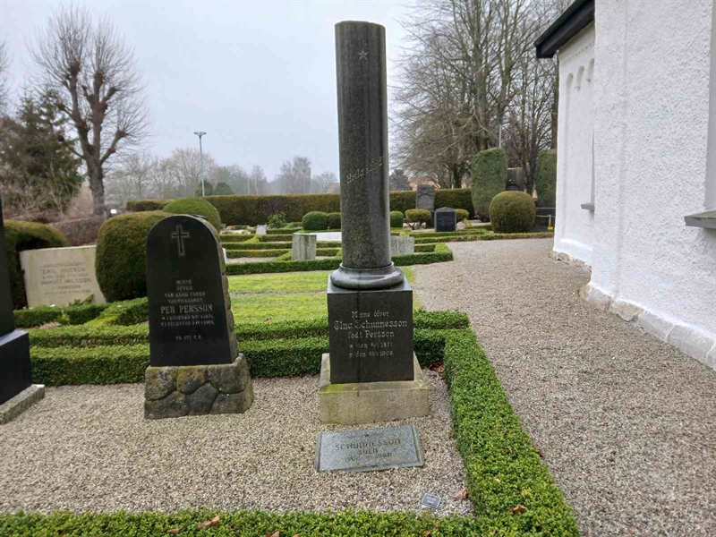 Grave number: FE B    50