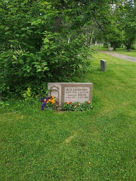 Grave number: NK 04    15A