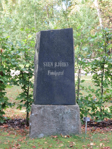 Grave number: HÖB GL.R    78