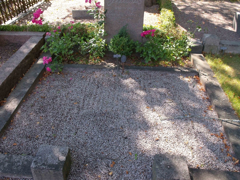 Grave number: Ö 03i     3, 4