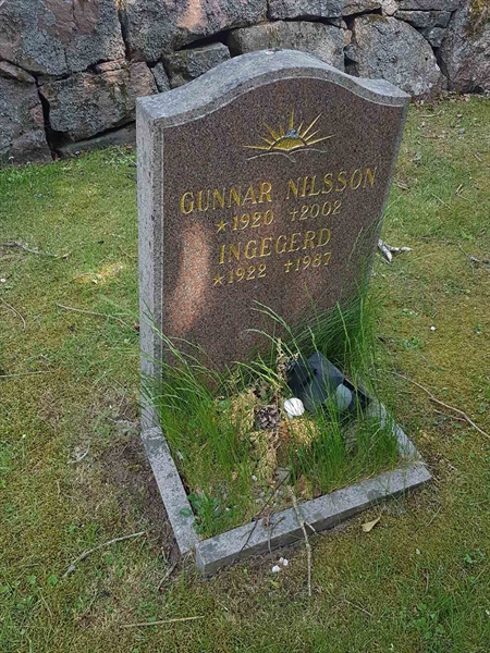 Grave number: 01  4468