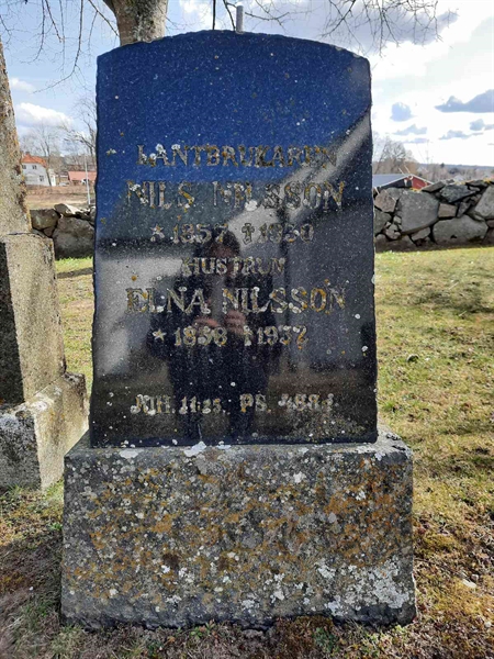 Grave number: OG N   117-118