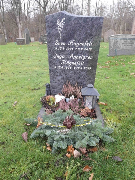 Grave number: TÖ 4 198-199