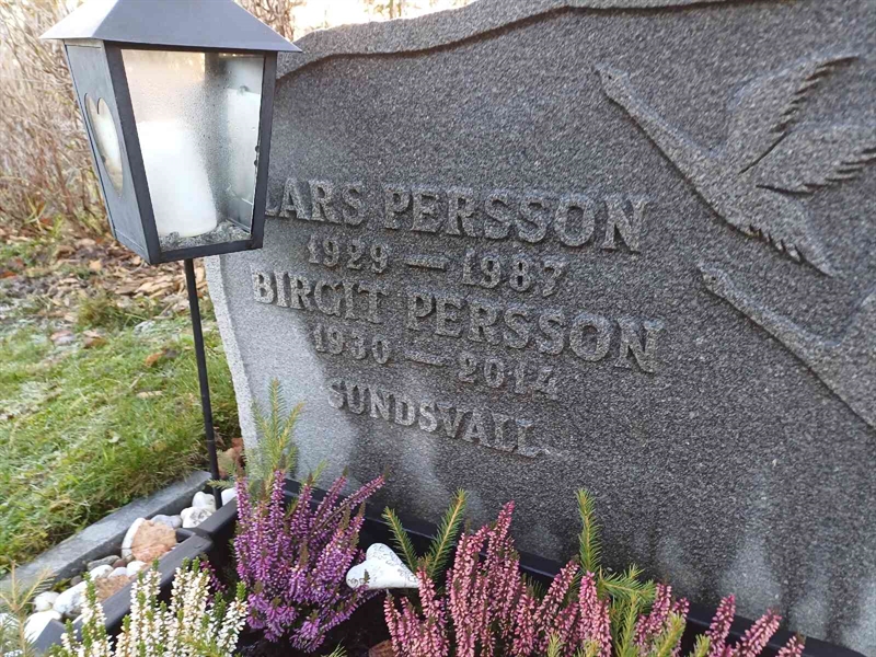 Grave number: JÄ 3 7791, 7792