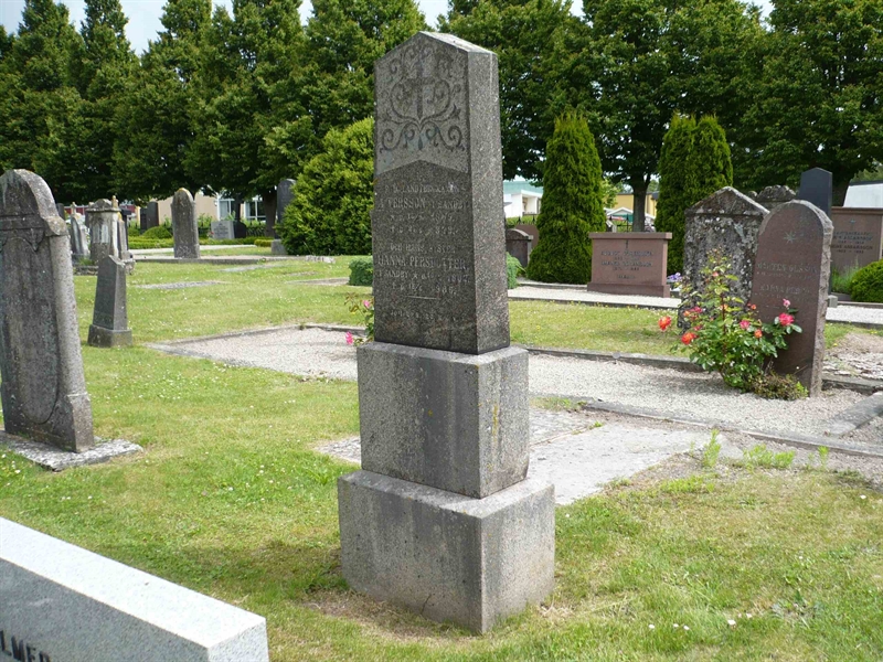 Grave number: 1 5    64