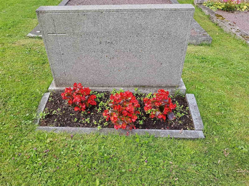 Grave number: 06 60407