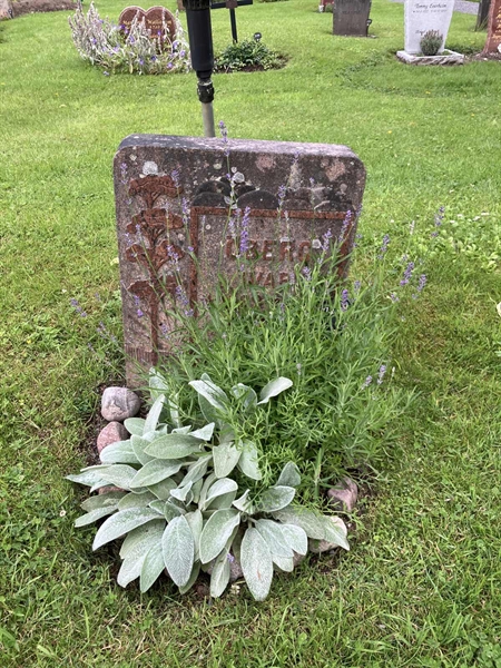 Grave number: 1 15    94, 95
