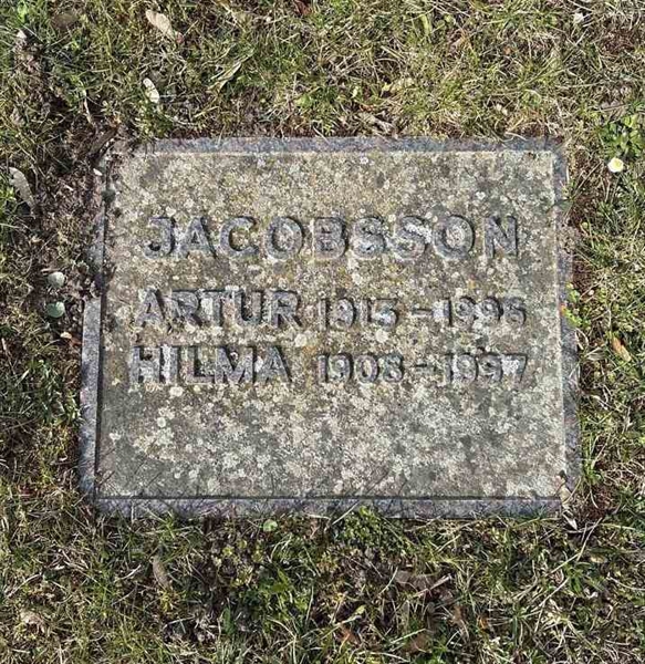 Gravnummer: LI    33