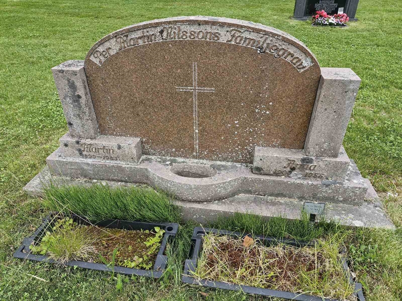 Grave number: GR PA   141-143